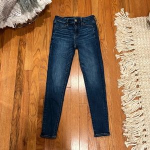 American Eagle skinny jeans